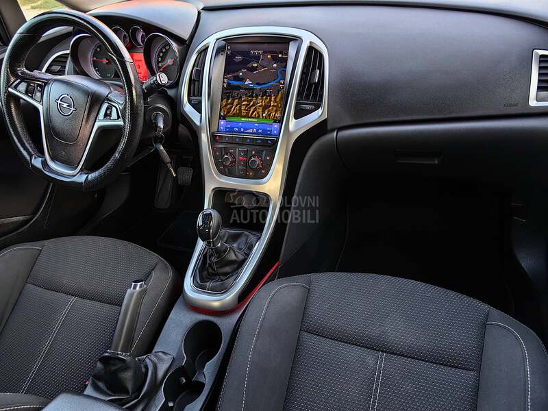 Opel Astra J 1.7CDTI XEN0 TESLA