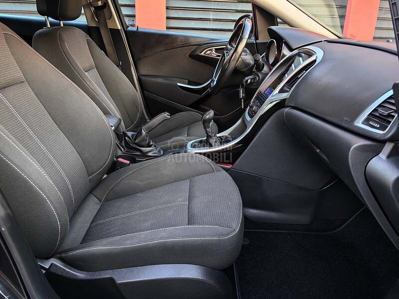 Opel Astra J 1.7CDTI XEN0 TESLA