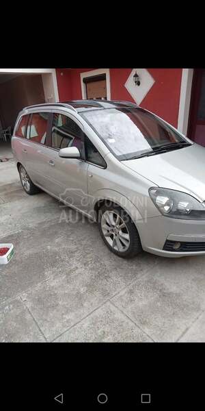 Opel Zafira b