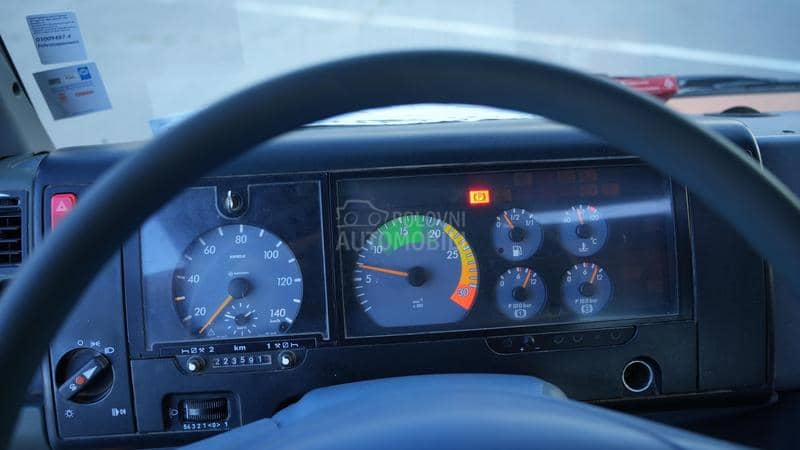 Mercedes Benz vario 814 d