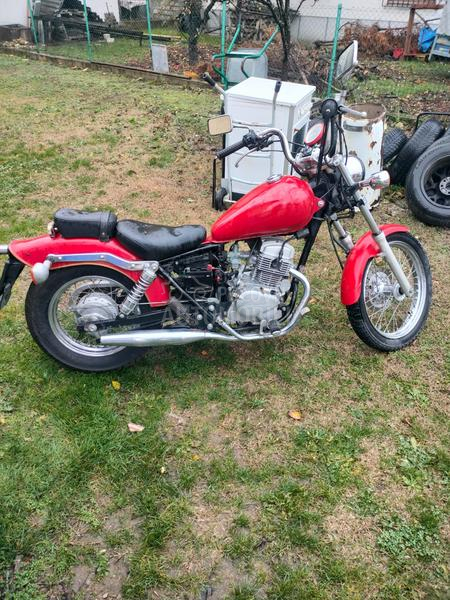 Honda CA125 REBEL