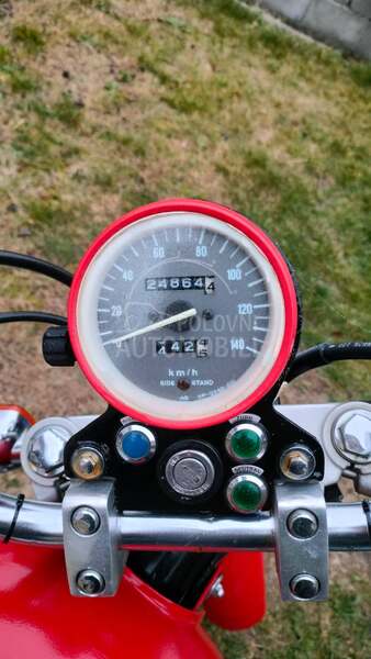 Honda CA125 REBEL