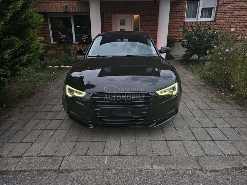 Audi A5 1.8TFSI S LINE CH