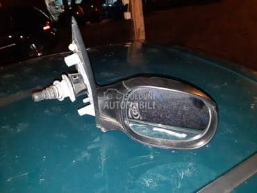 Desni retrovizor za Peugeot 206