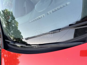 Brisači prednji za Renault Clio od 2005. do 2014. god.