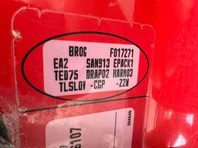 Branik prednji crveni TED75