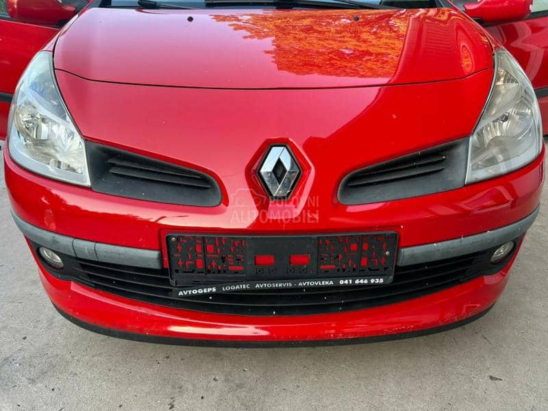 Branik prednji crveni TED75