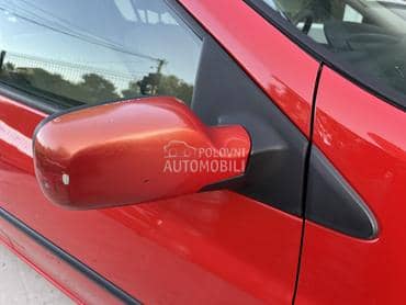 Retrovizor desni crveni TED75 za Renault Clio od 2005. do 2014. god.