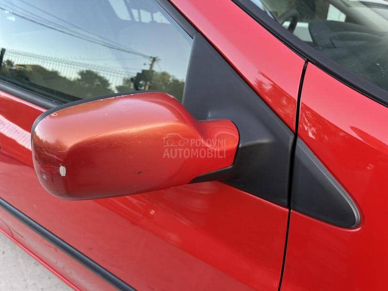 Retrovizor desni crveni TED75