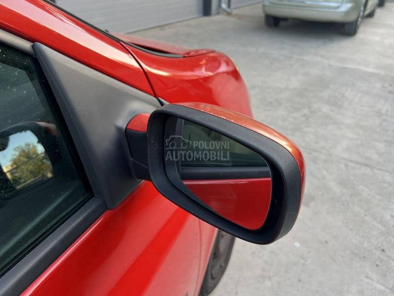 Retrovizor desni crveni TED75