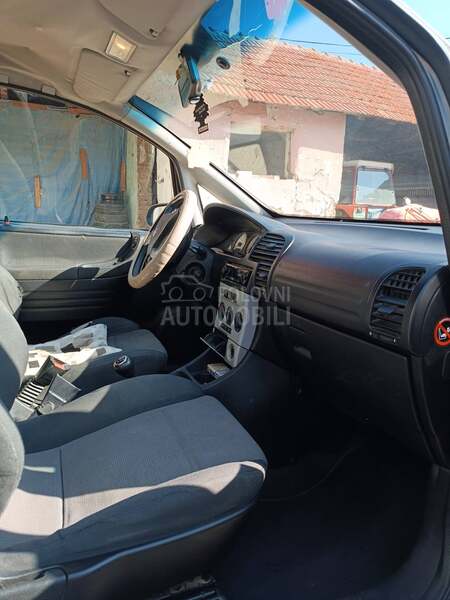 Opel Zafira 20dti