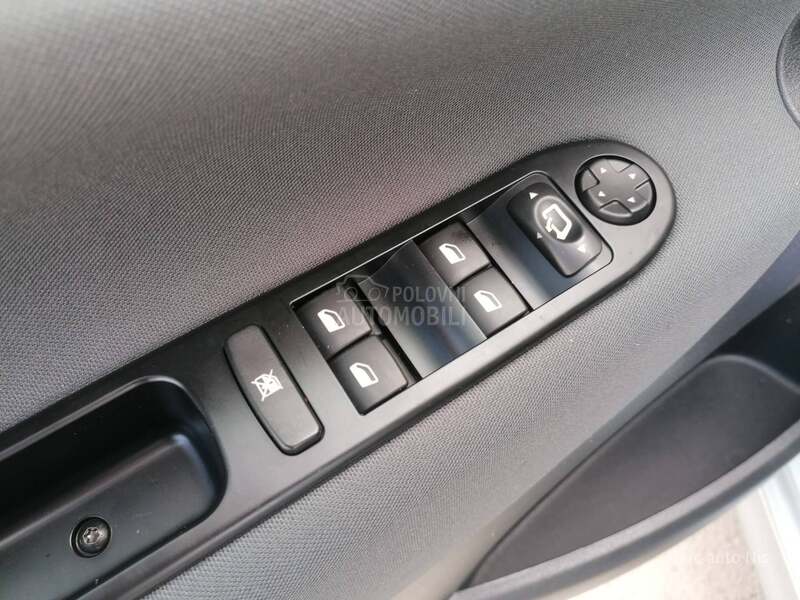 Peugeot 207 1.6i HEAVEN LINE CH