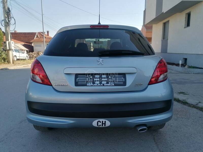 Peugeot 207 1.6i HEAVEN CH