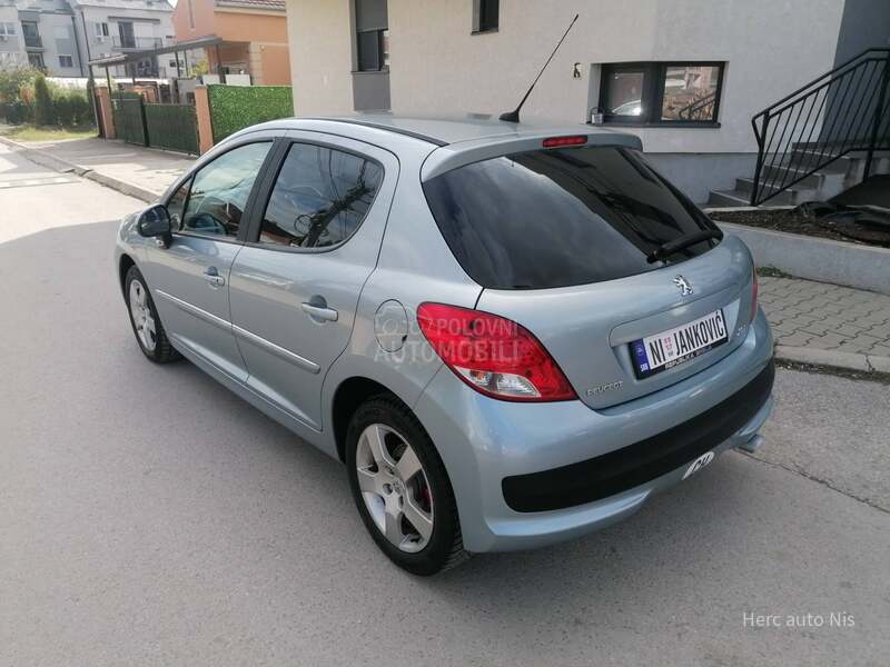 Peugeot 207 1.6i HEAVEN LINE CH