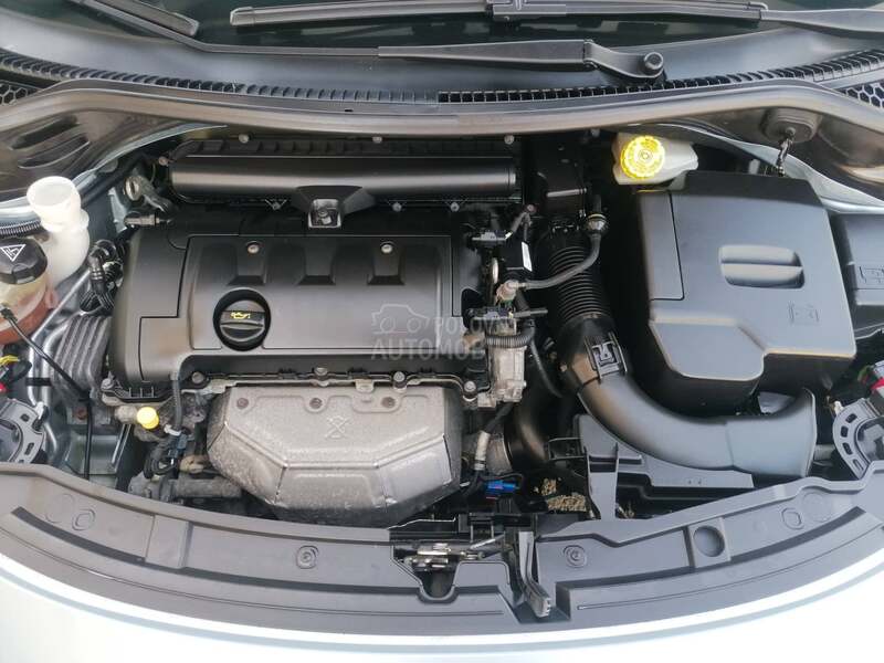 Peugeot 207 1.6i HEAVEN CH