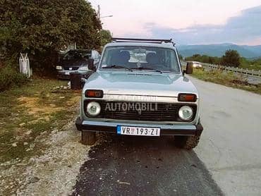 Lada Niva 