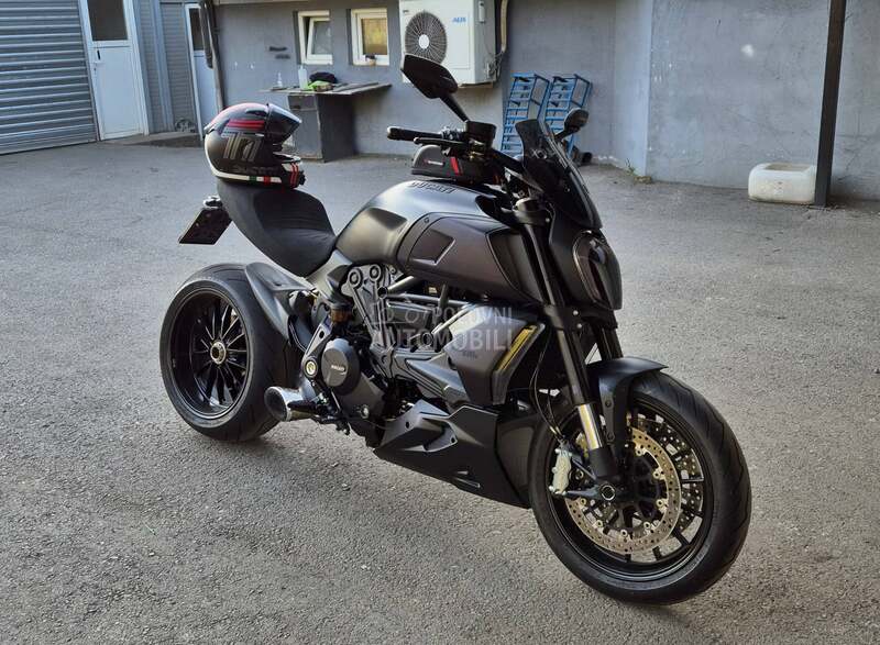 Ducati Diavel Dark Stealth
