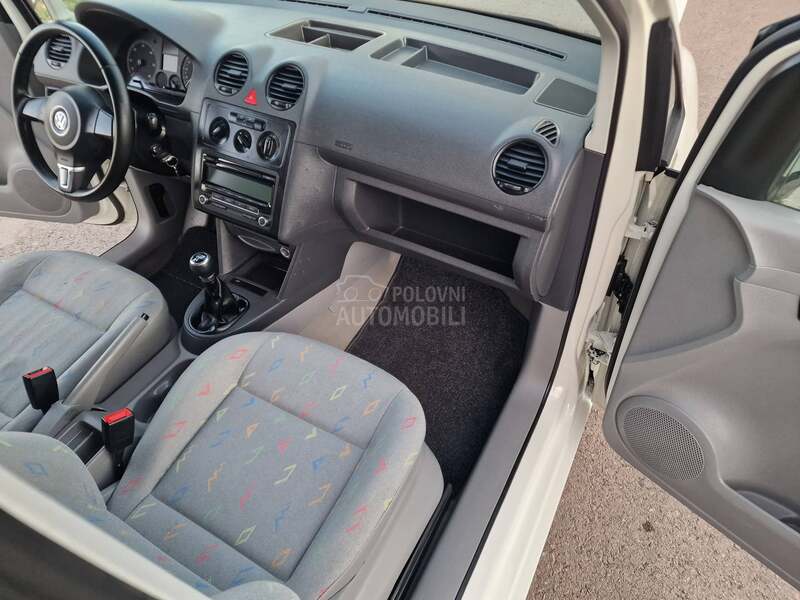 Volkswagen Caddy 1.9TDI 77 T0P STANJE
