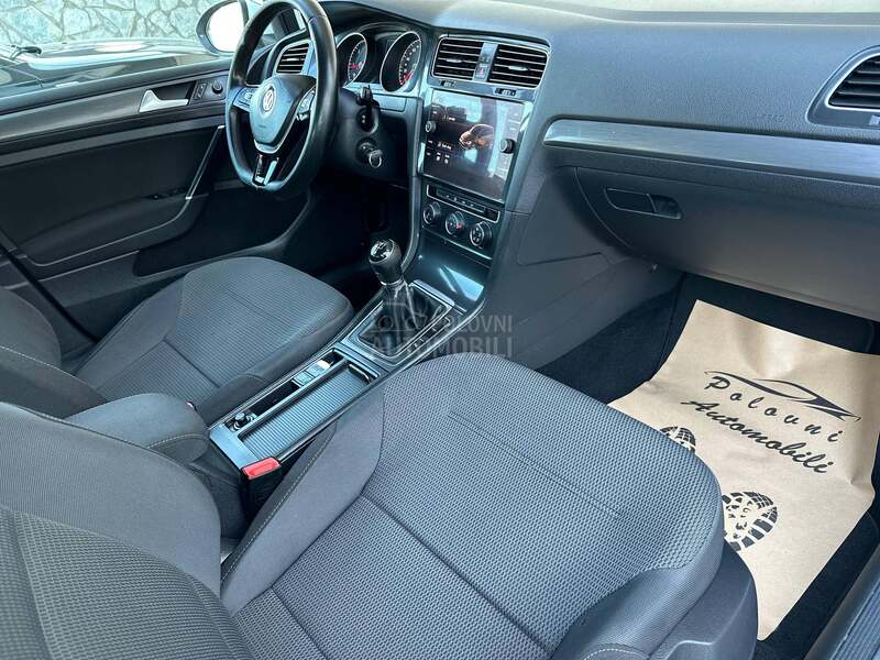 Volkswagen Golf 7 