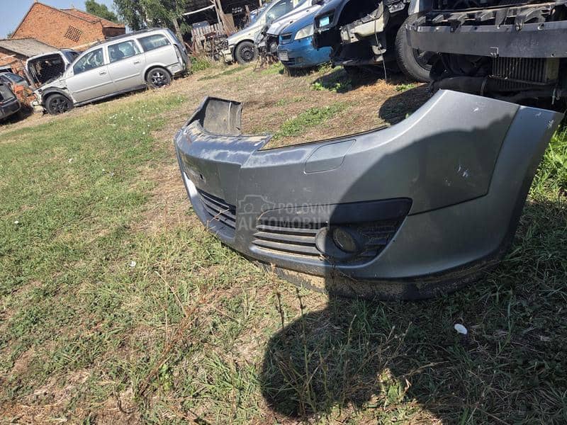 Prednji branik komplet