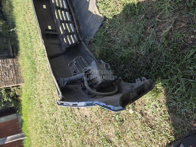 Prednji branik komplet