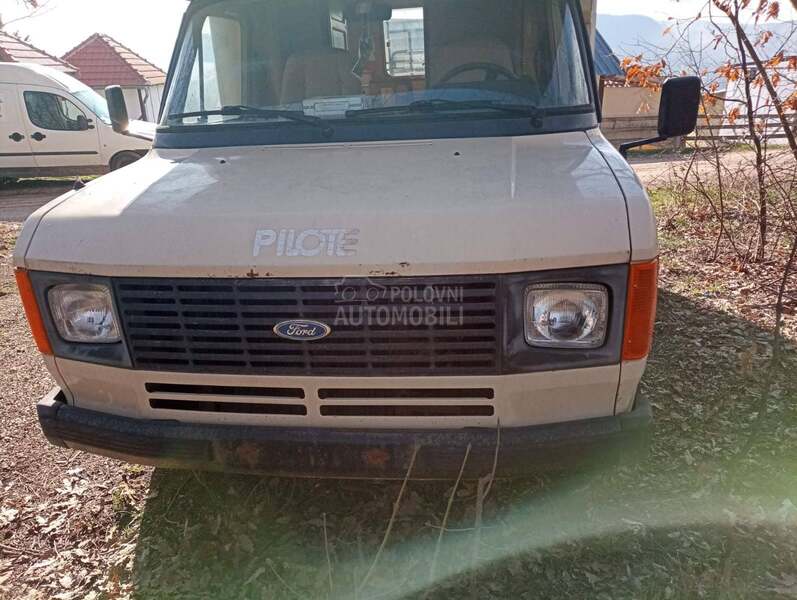 Ford Tranzit