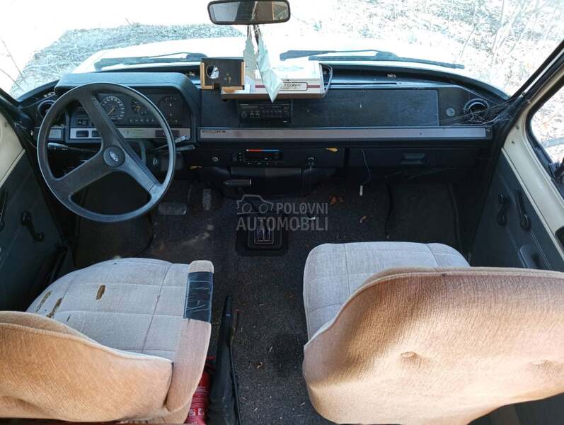 Ford Tranzit