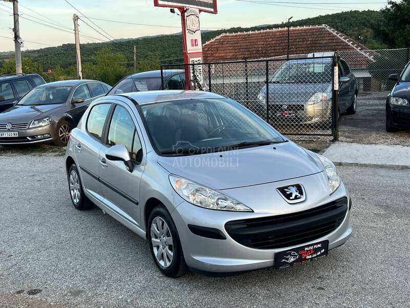 Peugeot 207 1.4 8v