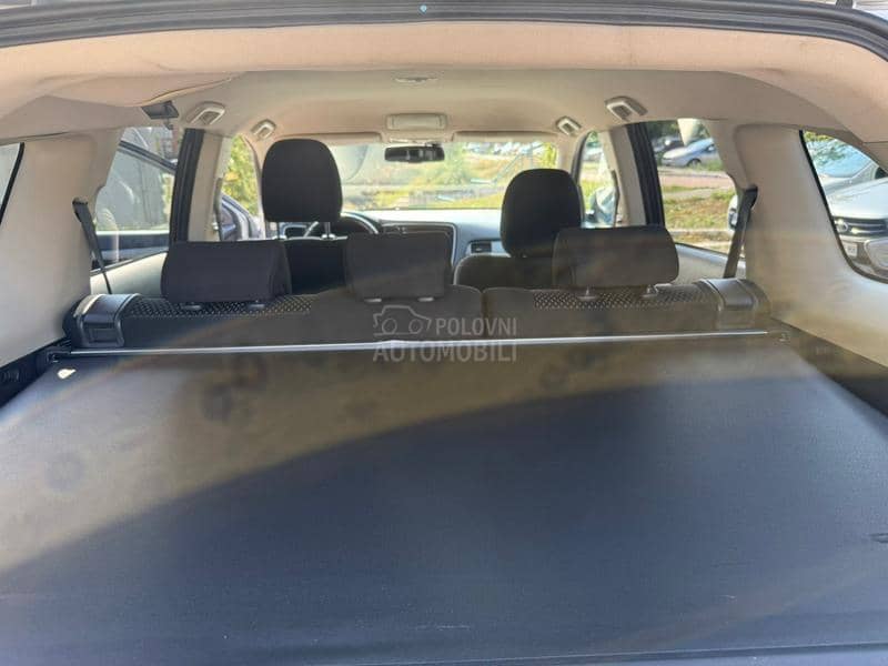 Mitsubishi Outlander 2.2DI-D