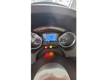 Piaggio MP3 300 LT ABS B kat