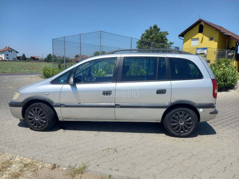 Opel Zafira 