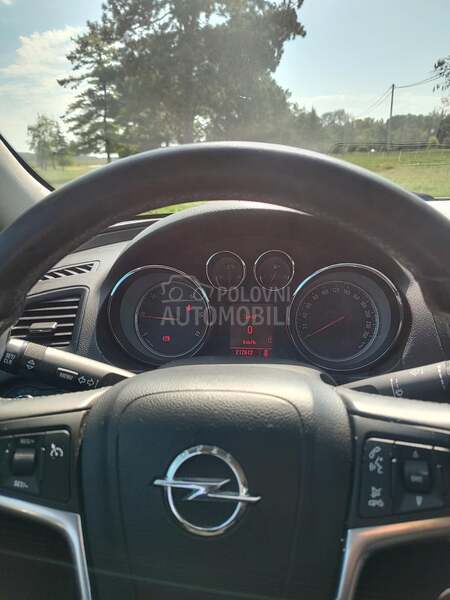Opel Insignia 2.0 cdti