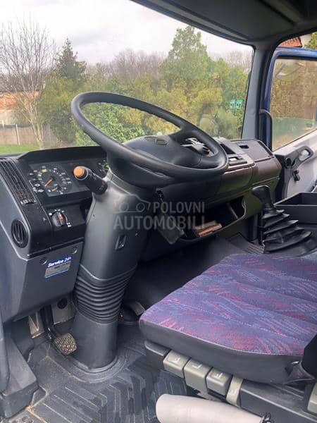 Mercedes Benz atego 815