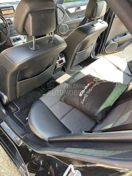 Mercedes Benz C 320 AMG