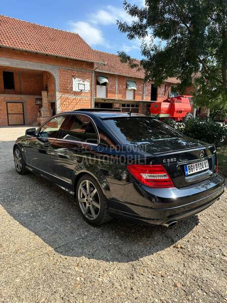 Mercedes Benz C 320 AMG