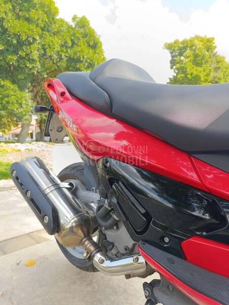 Gilera Nexus 500