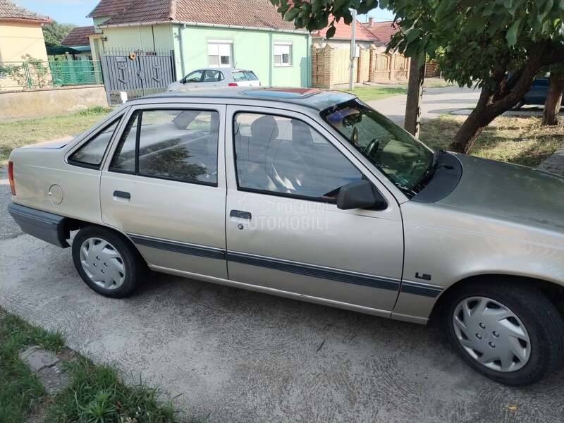 Opel Kadett 