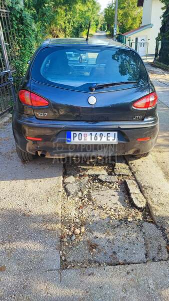 Alfa Romeo 147 