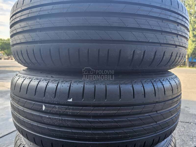 Bridgestone 205/60 R17 Letnja
