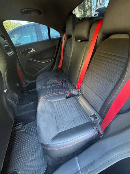 Mercedes Benz CLA 180 
