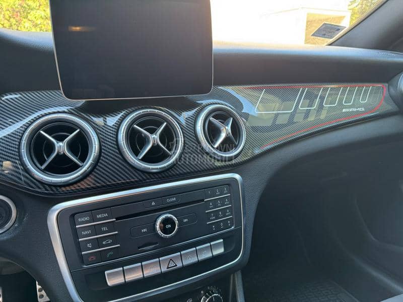 Mercedes Benz CLA 180 