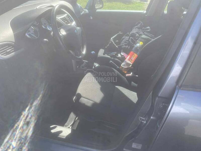 Peugeot 207 1.4 bmw motor