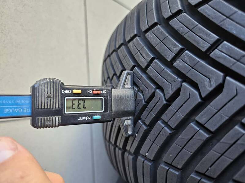 Continental 235/55 R18 Sve sezone
