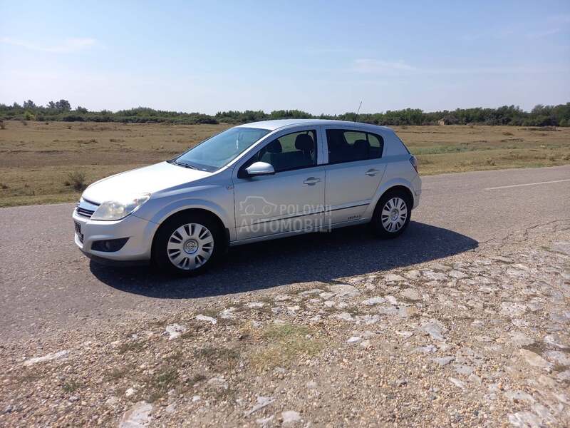 Opel Astra H 1.4LANAC