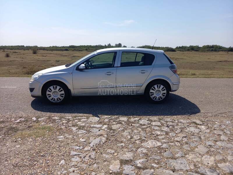Opel Astra H 1.4LANAC