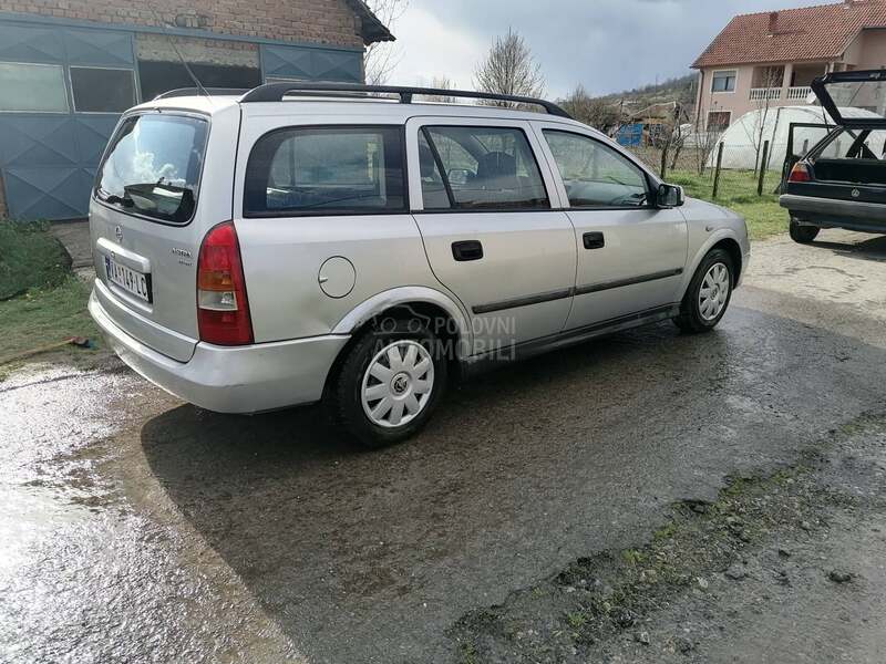 Opel Astra G 1.7