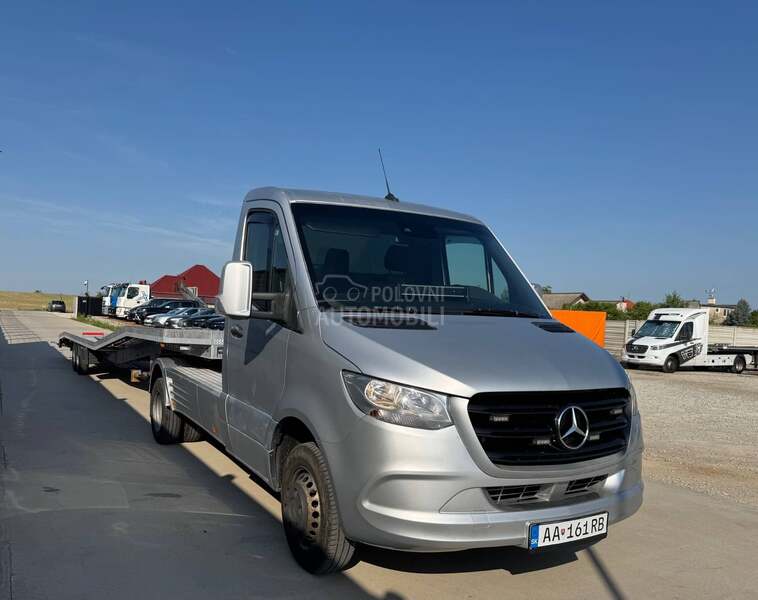 Mercedes Benz Sprinter