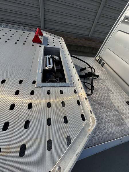 Mercedes Benz Sprinter