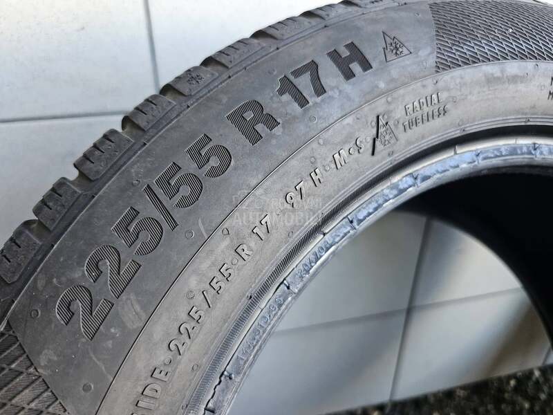 Continental 225/55 R17 Zimska