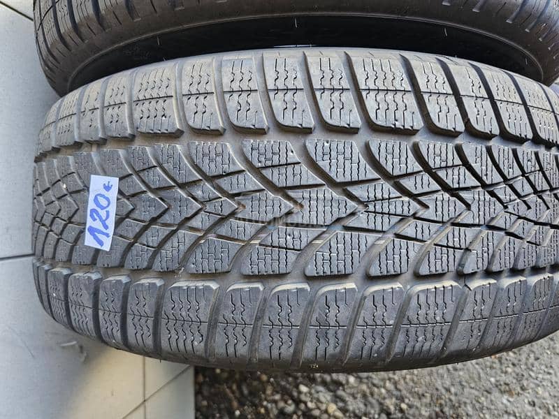 Dunlop 225/55 R17 Zimska